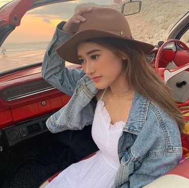 Amanda Caesa Tak Ingin Terkenal karena Nama Besar Parto