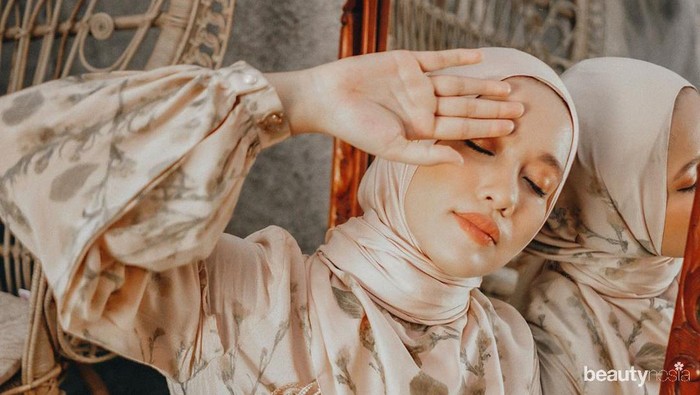 Putuskan Berhijab, Ini 6 Gaya OOTD Ana Octarina yang Tetap Stylish