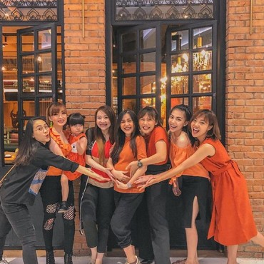 7 Potret Kebersamaan Eks Cherrybelle, Masih Akrab Meski Sudah Bubar