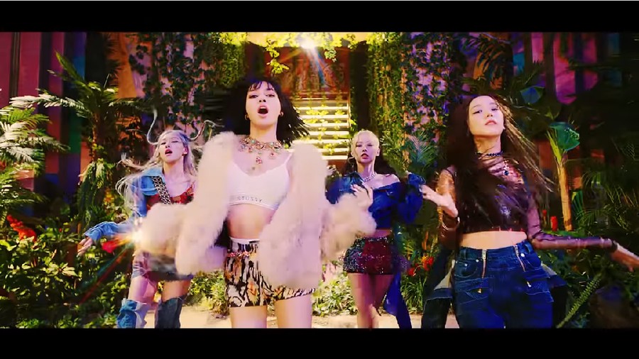 Gaya Blackpink di Video How You Like That