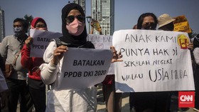 PPDB Jalur Baru, Orang Tua Keluhkan Tak Ada Sekolah di RW