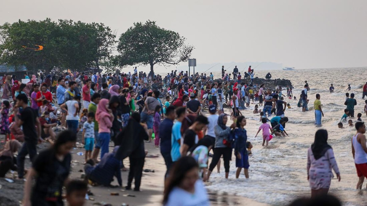 FOTO: Ramai-ramai Pelesiran Lagi