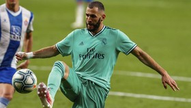 Benzema Panen Pujian karena Aksi Umpan Tumit di Laga Madrid