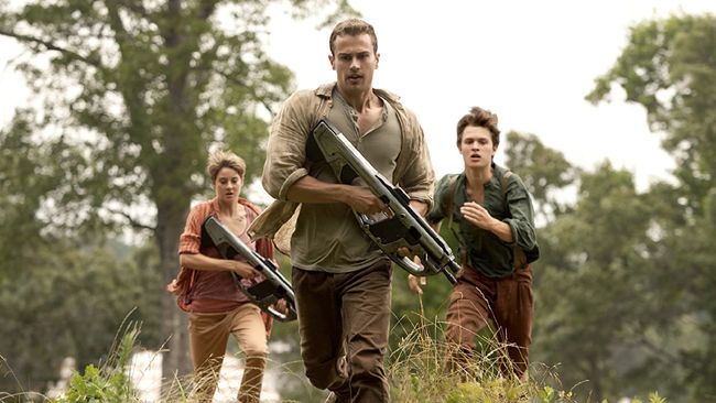 Pada pekan ini, Bioskop Trans TV akan menayangkan beberapa film hits, seperti Hunger Games: Mockingjay Part 2, The Divergent Series: Insurgent, dan Abduction.