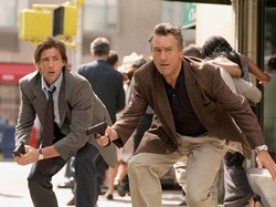 Sinopsis Film 15 Minutes, Aksi Detektif Ungkap Kasus Pembunuhan dari Video