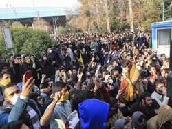 Tulisannya Menginspirasi Demonstrasi, Jurnalis di Iran Dihukum Mati