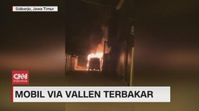 VIDEO: Mobil Via Vallen Dibakar Orang Tak Dikenal