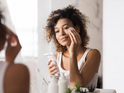 Urutan Skincare Pagi dan Malam yang Tepat, Ikuti Agar Hasilnya Maksimal Bun!
