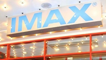 Warga China Bakal Bisa Nonton Film ala IMAX dari Mobil