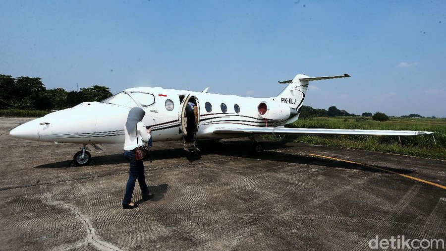 Bisnis jasa sewa jet pribadi tengah jadi sorotan. Pasalnya permintaan penggunaan jasa sewa jet pribadi alami peningkatan di masa pandemi Corona.