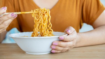 Bunda, Ketahui Yuk Batas Maksimal Makan Mi Instan Menurut Dokter