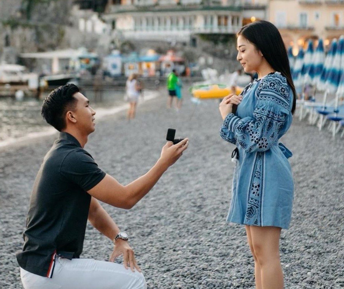 Nikita Willy dilamar indra priawan