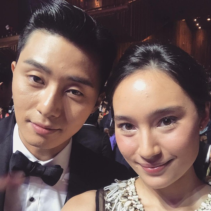 <p><strong>Tatjana Saphira</strong>   Tatjana Saphira pernah berfoto dengan aktor tampan Park Seo Joon, pemeran Park Sae-ro-yi di drama Korea Itaewon Class. Foto ini diambil ketika Tatjana pergi ke Korea pada 2018 lalu. (Foto: Instagram @tatjanasaphira)</p>