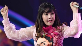 img-title Sah, Via Vallen Menikah dengan Chevra Yolandi