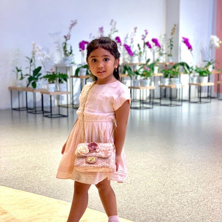 <p>Putri sulung Reisa dan R. Satriyo Daniswara ini sekarang sudah berusia 5 tahun lho, Bunda. (Foto: Instagram @reisabrotoasmoro)</p>