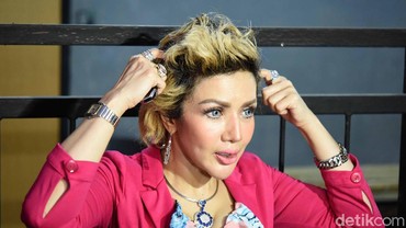 img-title Ngaku Indigo, Barbie Kumalasari Ramal Hubungan Amanda dan Billy