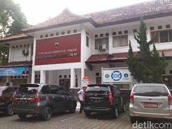 KPK Datangi Kantor Disdikbud Cianjur, Ada Apa?
