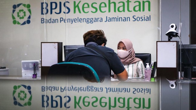 Kemenkes berbareng BPJS Kesehatan dan sejumlah pihak mengenai lain membentuk Pokja mempersiapkan pemberlakuan sistem kelas rawat inap standar (KRIS).