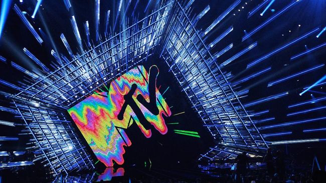 LOS ANGELES, CA - AUGUST 30: MTV Logo is seen onstage during the 2015 MTV Video Music Awards at Microsoft Theater on August 30, 2015 in Los Angeles, California. Kevork Djansezian/Getty Images/AFP