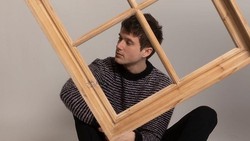 Lirik Lagu Outrunning Karma - Alec Benjamin