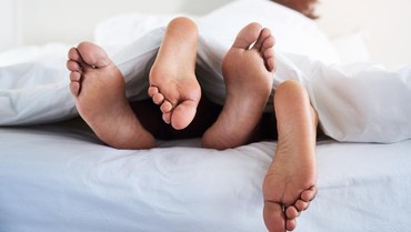 img-title Wanita Muda Ungkap Rasanya Hubungan Seks dengan Suami Usia 97 Tahun
