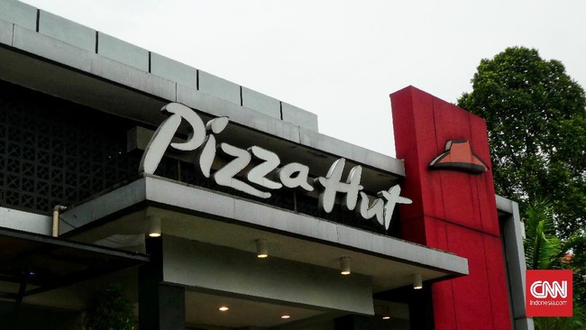 Pemegang waralaba Pizza Hut di Indonesia PT Sarimelati Kencana Tbk mengaku terkena imbas dari adanya seruan boikot produk yang terafiliasi dengan Israel.