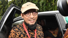 Cerita Novel Diminta Firli 'Jangan Menyerang' Saat Jadi Penyidik KPK