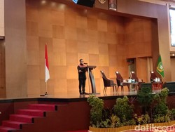 Saling Sentil Gubsu Edy dan Menteri Tito Soal Medan