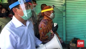 Terawan Irit Bicara Usai Sidak ke Pasar dan RS Unair Surabaya