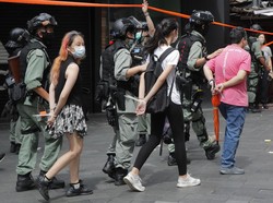 Polisi Hong Kong Tangkap 300 Demonstran UU Keamanan Nasional