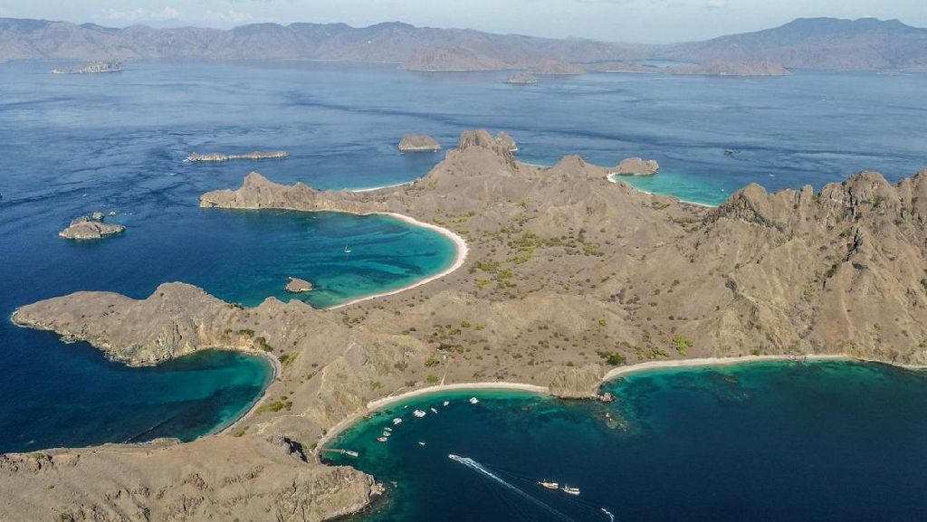 Taman Nasional Komodo Dinobatkan Jadi Tempat Terindah Kedua di Dunia