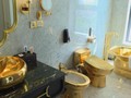 VIDEO: Berkunjung ke Hotel Mewah Berlapis Emas di Vietnam