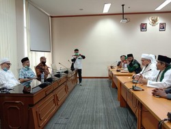 Demo Tolak RUU HIP, Tengku Zul: Ketuhanan Berkebudayaan Tak Bakal Terjadi!