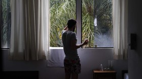 Isolasi di Rumah Berlaku saat Menunggu Hasil Rapid Test
