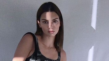 img-title No Bra Day, Kendall Jenner hingga Nikita Mirzani 'Rayakan' Tiap Hari