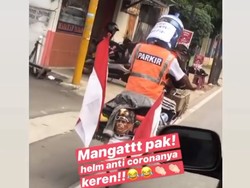 Kocak! Pria Ini Pakai Helm Anti Corona dari Galon Air