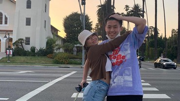 Foto Mesra Rich Brian Bareng Pacar Bikin Netizen Riuh