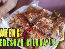 Tareng, Jajanan Tahu Aci Goreng yang Pedas Nikmat dari Garut