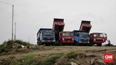 Reklamasi Ancol Aktivitas bongkar muat tanah/lumpur dikawasan reklamasi Ancol Timur. Jakarta, Sabtu, 4 Juli 2020. Gubernur Provinsi DKI Jakarta Anies Baswedan mengeluarkan Keputusan Gubernur Nomor 237 Tahun 2020 tentang seluas 35 hektar dan Kawasan Taman Rekreasi Taman Impian Ancol Timur Seluas 120 hektar yang ditandatangani pada 24 Februari 2020. CNN Indonesia/Adhi Wicaksono
