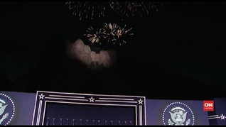 VIDEO: Trump Rayakan Kemerdekaan AS Tanpa Protokol Covid-19