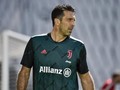 Buffon Tinggalkan Juventus Akhir Musim Ini