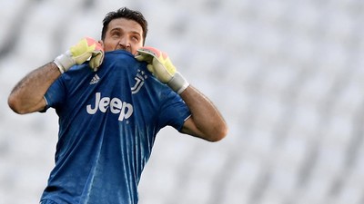 Buffon Resmi Kembali ke Parma