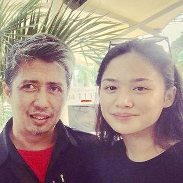<p>4. Dari pernikahan Mulan dengan Harry, mereka dikaruniai dua orang anak, Daffi Nugraha dan Tyarani Nugraha (Foto: Instagram harry.nugraha09)</p>