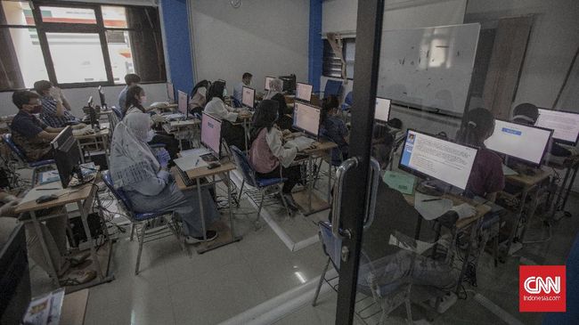 Registrasi akun SNMPTN 2021 diperpanjang 7-23 Februari 2021. Jumlah siswa yang memiliki akun LTMPT untuk mendaftar baru 93 ribu.