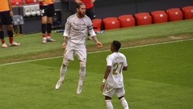 Penalti Kontroversial Madrid Dibahas Komite Wasit RFEF