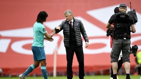 Solskjaer Pamer Punya Tujuh Bek di MU