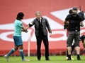 Solskjaer Pamer Punya Tujuh Bek di MU