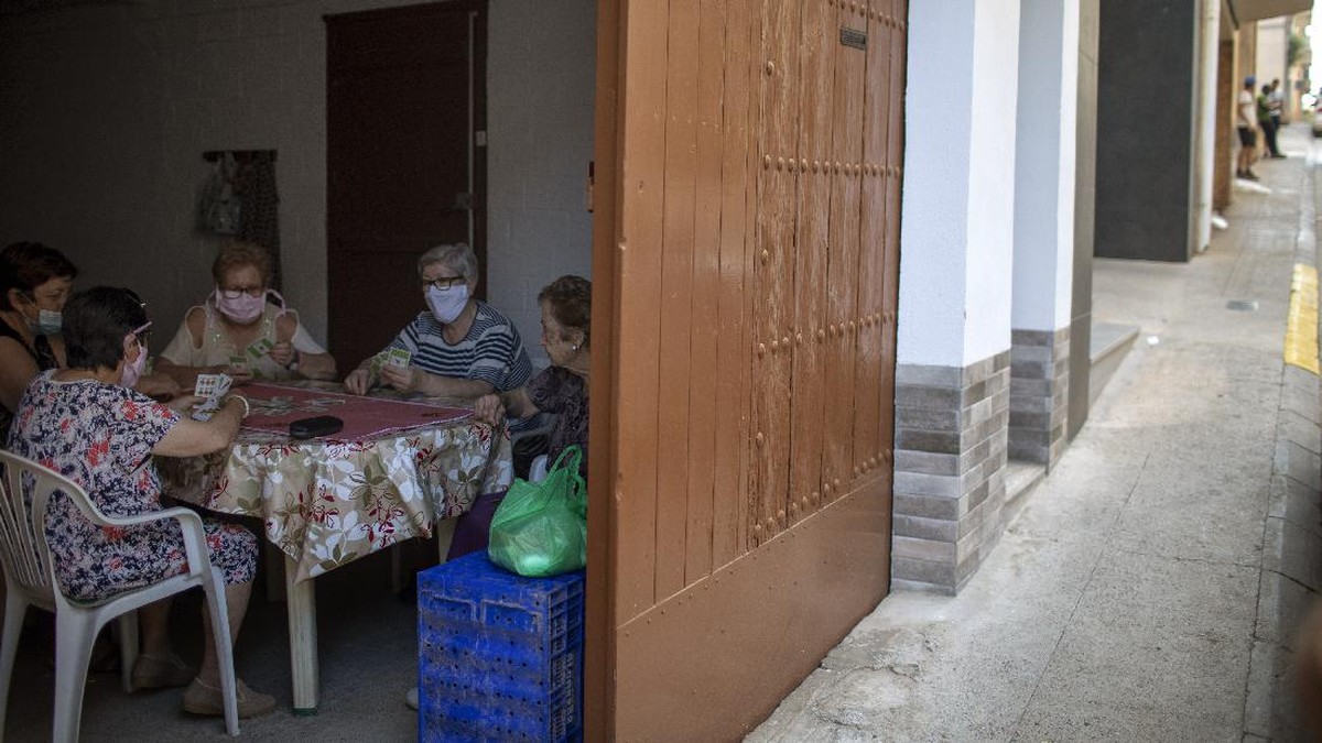 FOTO: Nasib Buruk Buruh Migran Spanyol saat Pandemi