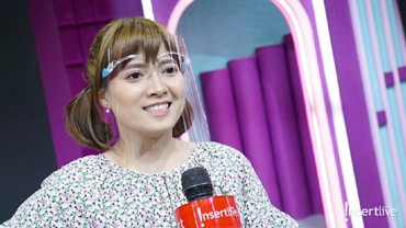 img-title Ibunda Idap Gagal Ginjal Kronis, Chika Jessica Rela Kurangi Pekerjaan