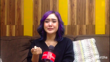 img-title Cita Citata Menangis dan Akui Hatinya Hancur karena Cinta Kandas